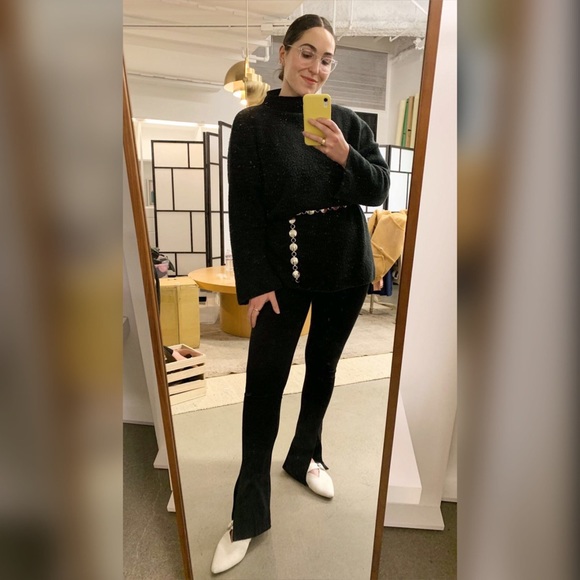 #Cybermondaysale ZARA HIGH WAISTED BLACK RIBBED FLARED LEGGINGS - Picture 6 of 9